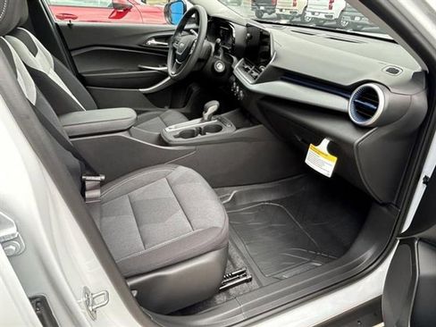 New 2026 Chevrolet Trax LS w/ LS Convenience Package image 21