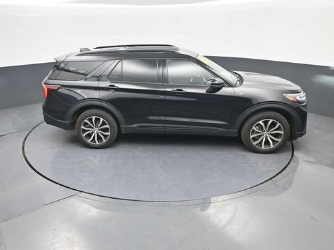 Used 2025 Ford Explorer ST-Line AWD/4WD image 94
