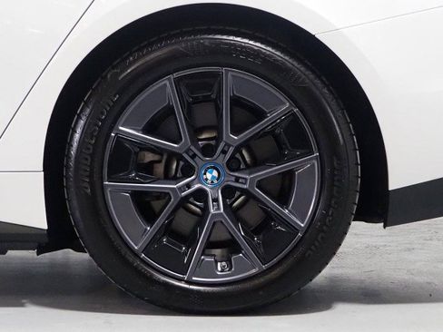 Used 2023 BMW i4 eDrive35 RWD image 52