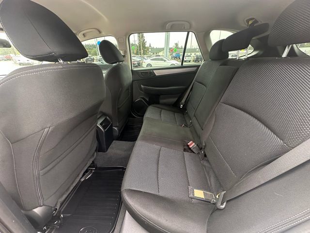 Used 2019 Subaru Outback 2.5i AWD/4WD image 18