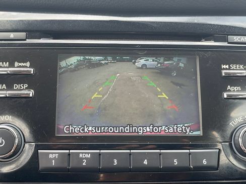 Used 2016 Nissan Rogue S AWD/4WD image 34