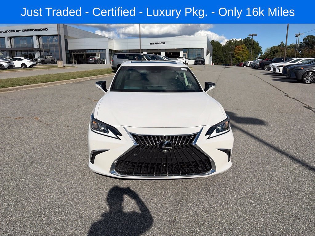 Certified 2025 Lexus ES 300h w/ Technology Package FWD image 6