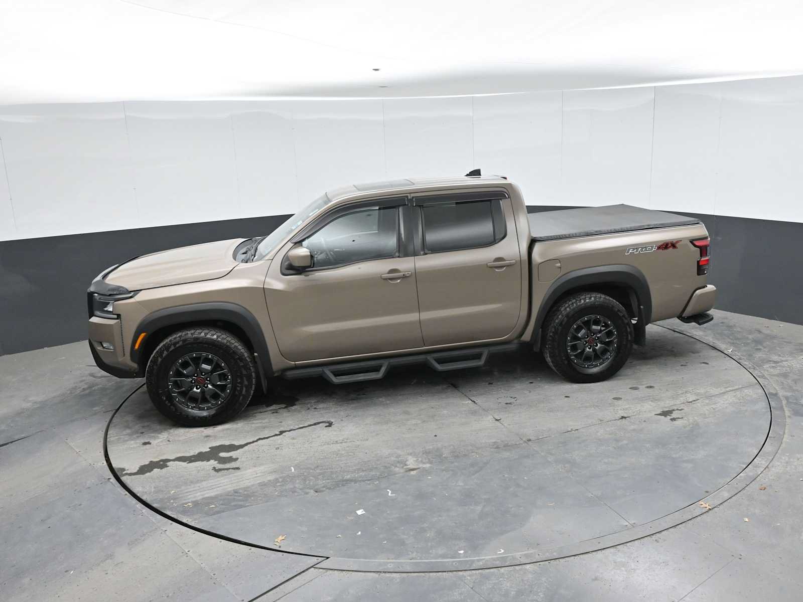 Used 2023 Nissan Frontier PRO-4X w/ Pro-4X Premium Package AWD/4WD image 32
