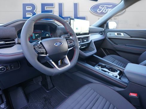 New 2026 Ford Explorer ST-Line w/ ST-Line Street Pack image 11
