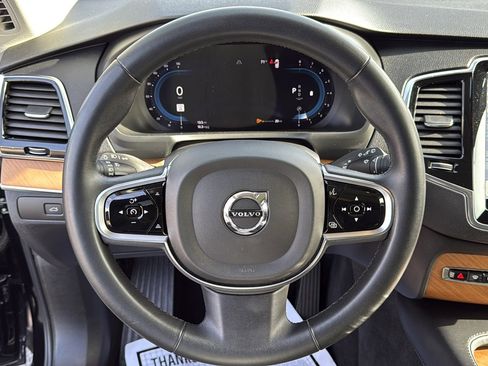 Used 2024 Volvo XC90 B6 Plus image 14