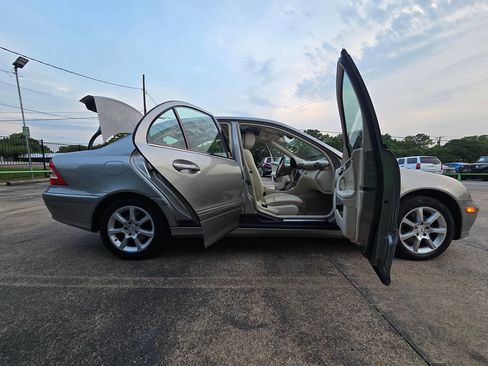 Used 2007 Mercedes-Benz C 280 Sedan image 53