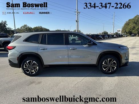 New 2026 Buick Enclave Sport Touring w/ Super Cruise Package FWD image 9
