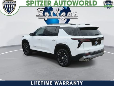 New 2026 Chevrolet Traverse LT w/ Sun and Wheel Package FWD image 6