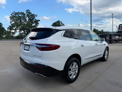 Used 2019 Buick Enclave Essence FWD image 9