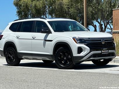 New 2026 Volkswagen Atlas Peak Edition