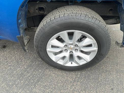 Used 2023 Chevrolet Silverado 1500 Custom image 8