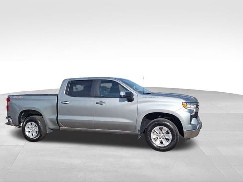 Used 2025 Chevrolet Silverado 1500 LT image 7