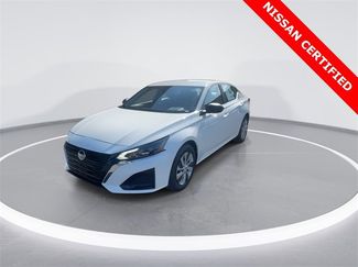 Certified 2025 Nissan Altima 2.5 S video 4