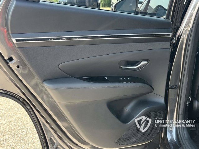 Used 2024 Hyundai Tucson Limited FWD image 20
