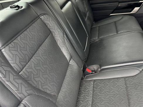 Used 2022 Toyota Tundra Limited w/ Power Package AWD/4WD image 19