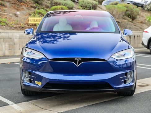 Used 2020 Tesla Model X Performance AWD/4WD image 2