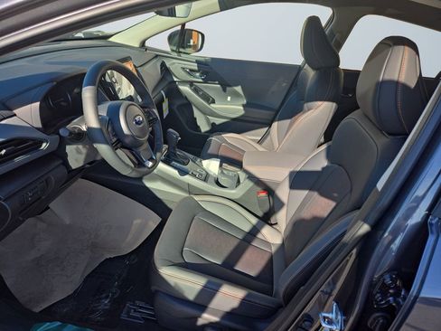 Used 2026 Subaru Crosstrek 2.5i Limited w/ Crosstrek Mirror Package AWD/4WD image 9