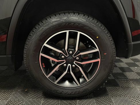 Used 2020 Jeep Grand Cherokee Trailhawk image 15