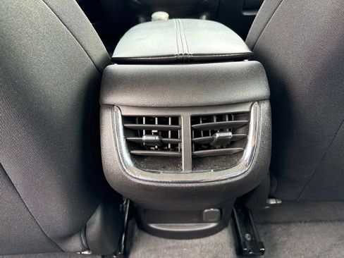 Used 2025 Chevrolet Malibu LT FWD image 20