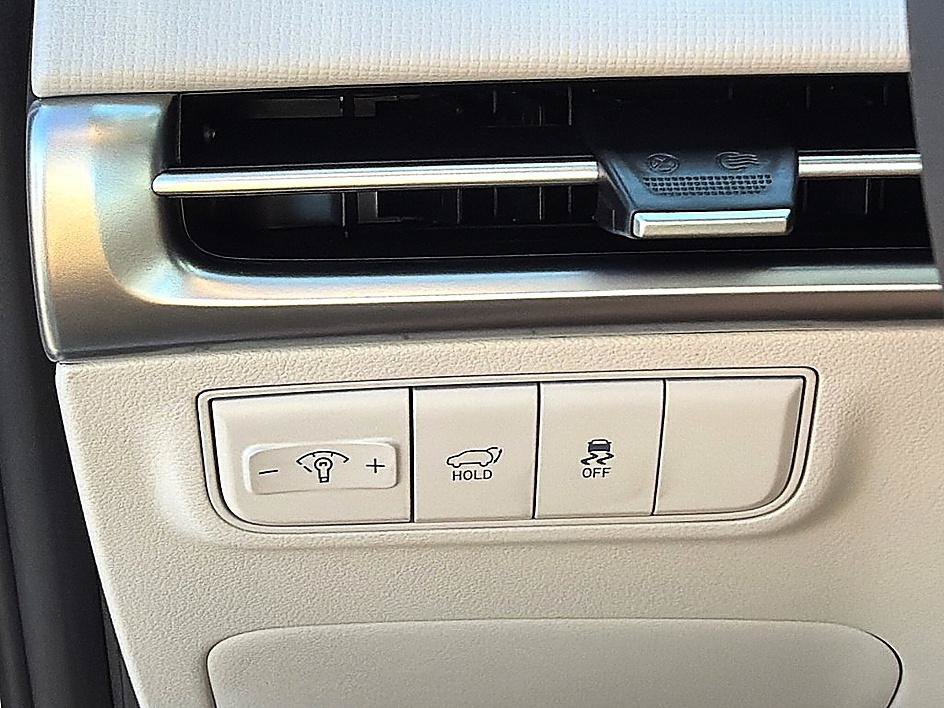 New 2026 Hyundai Tucson SEL Plus FWD image 15