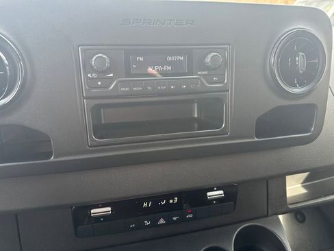 New 2025 Mercedes-Benz Sprinter 2500 image 18