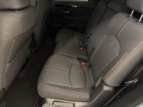 New 2026 Honda Pilot Sport image 19