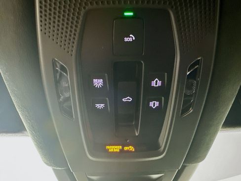 Certified 2026 Porsche Cayenne GTS AWD/4WD image 32
