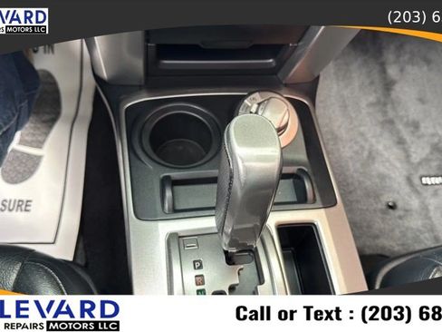 Used 2012 Toyota 4Runner Limited AWD/4WD image 19