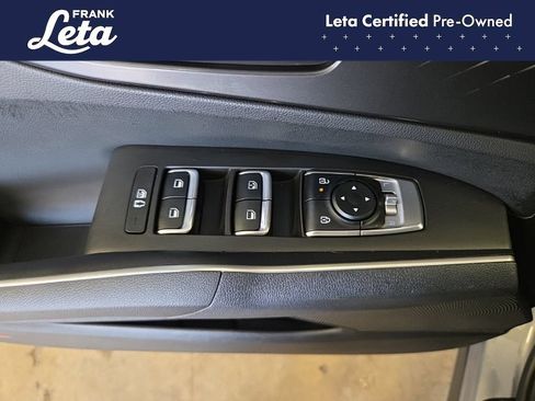 Used 2025 Kia Sorento LX FWD image 22