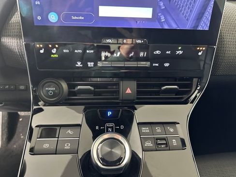 Used 2023 Subaru Solterra AWD image 23