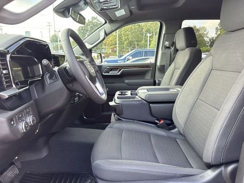 New 2026 GMC Sierra 1500 SLE AWD/4WD image 11