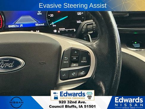 Used 2021 Ford Explorer XLT w/ Equipment Group 202A AWD/4WD image 22