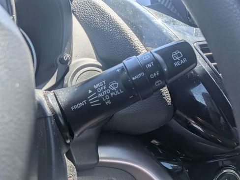 Used 2022 Mitsubishi Eclipse Cross LE FWD image 27