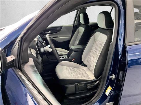 Used 2022 Chevrolet Equinox LS FWD image 27