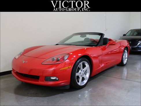 Used 2006 Chevrolet Corvette Convertible w/ Preferred Equipment Group RWD image 4