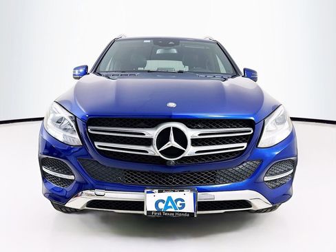 Used 2017 Mercedes-Benz GLE 350 4MATIC image 2