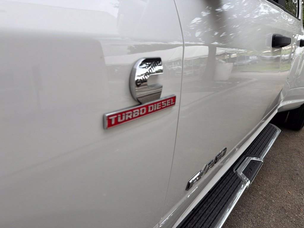Used 2025 RAM 3500 Big Horn AWD/4WD image 18