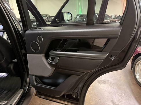Used 2018 Land Rover Range Rover image 22