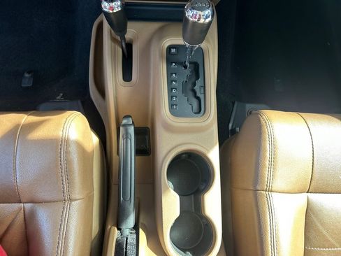 Used 2011 Jeep Wrangler Unlimited Sahara w/ Dual Top Group image 19