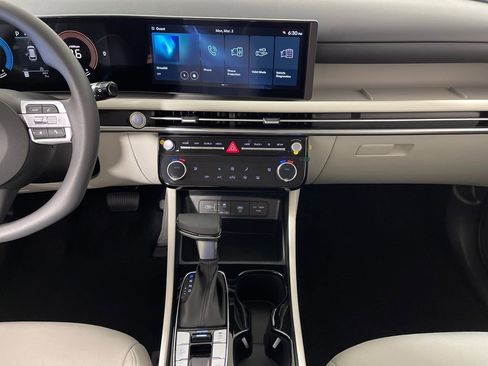 New 2026 Hyundai Tucson SEL FWD image 16