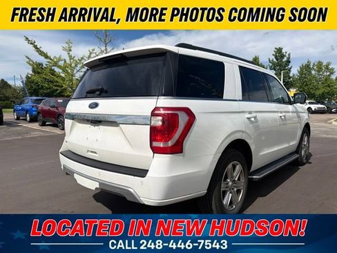 Used 2020 Ford Expedition XLT w/ Equipment Group 202A AWD/4WD image 3