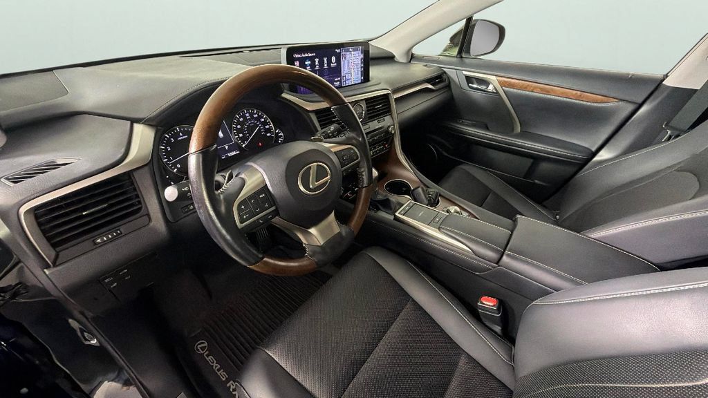 Used 2022 Lexus RX 350L FWD w/ Premium Package image 18