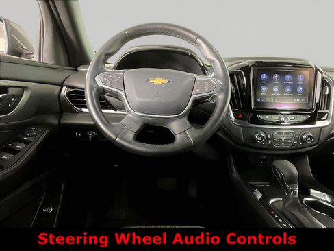 Used 2023 Chevrolet Traverse LT FWD image 8