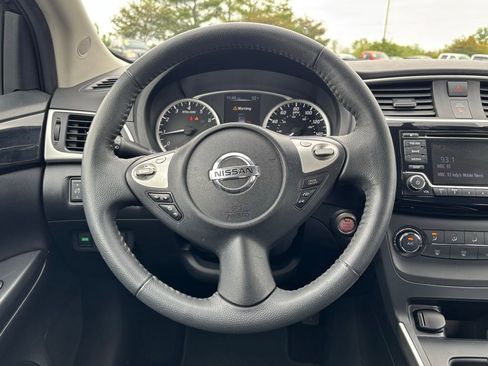 Used 2016 Nissan Sentra SV FWD image 18