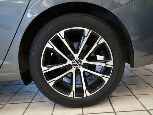 Used 2023 Volkswagen Jetta Sport image 50