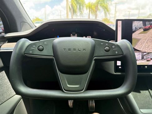 Used 2023 Tesla Model X AWD/4WD image 24