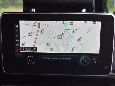 Used 2018 BMW 750i xDrive image 23