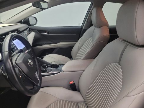 Used 2019 Toyota Camry SE image 17