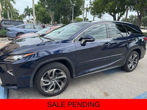 Used 2018 Lexus RX 350L Luxury w/ Accessory Package FWD image 3