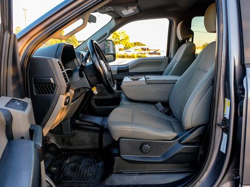 Used 2022 Ford F350 XL w/ STX Appearance Package image 4